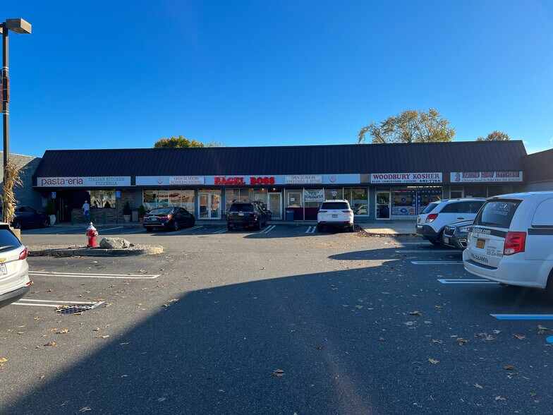 More Photos Of 410-2 S Oyster Bay Rd, Hicksville Freestanding For Lease
