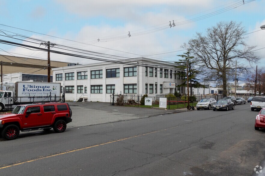 More Photos Of 711 Lidgerwood Ave, Elizabeth Manufacturing For Sale