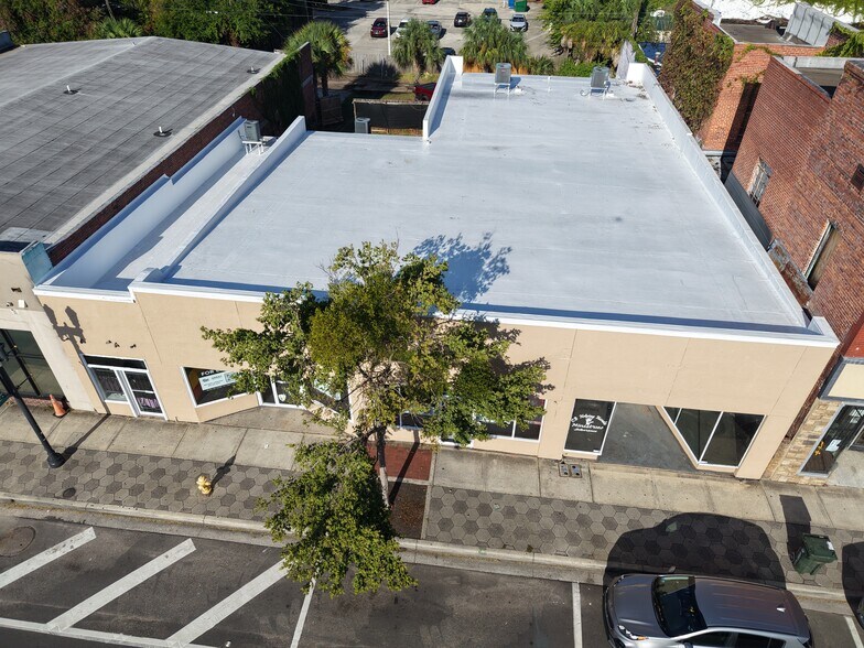 More Photos Of 1720-1728 N Main St, Jacksonville Storefront For Lease
