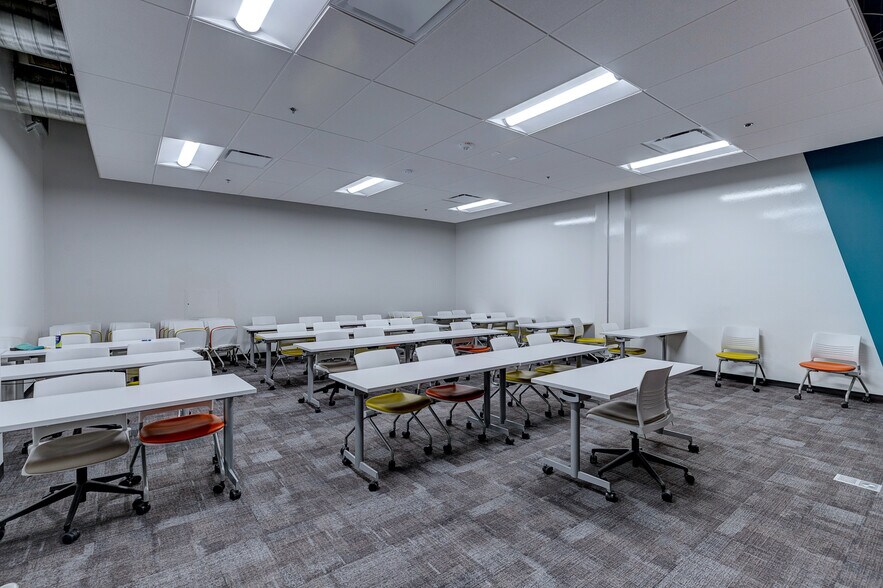 More Photos Of 3634 S Maryland Pky, Las Vegas Office For Lease