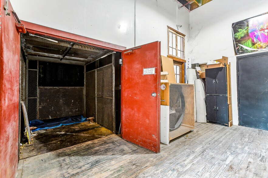 More Photos Of 3000 Royal St, New Orleans Storefront Retail Office For Lease