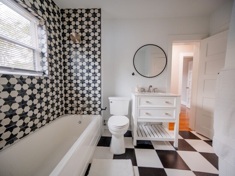 More Photos Of 5740-5742 Llano Ave, Dallas Apartments For Sale