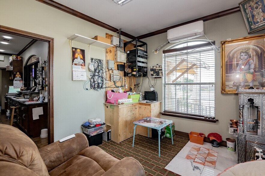 More Photos Of 3005 Houston Hwy, Victoria Hotel For Sale