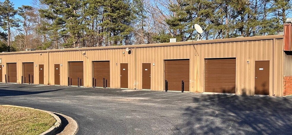 More Photos Of 4742 Hammermill Rd, Tucker Unknown For Lease