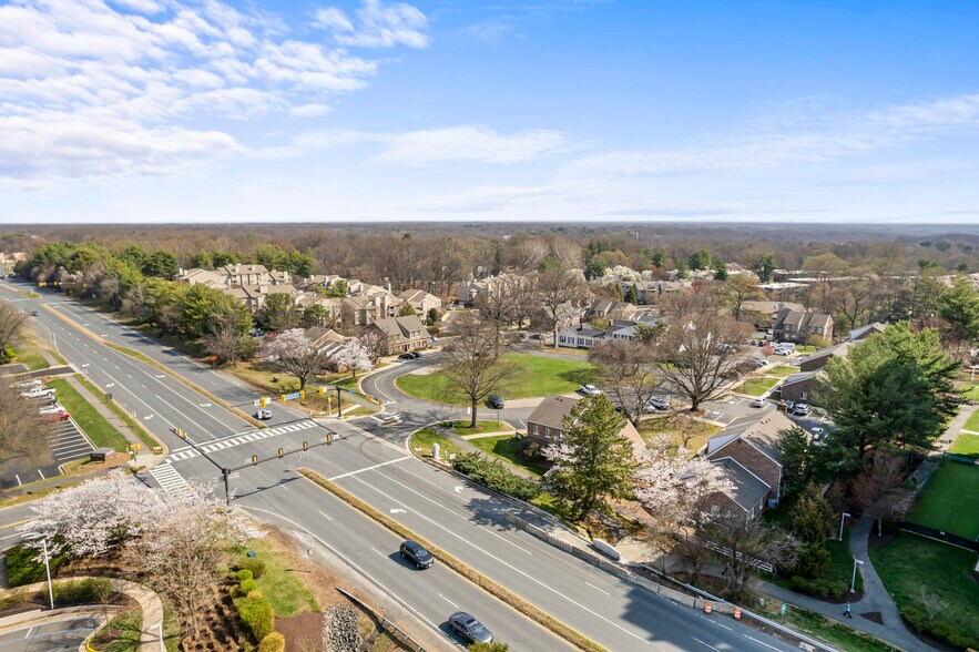 More Photos Of 11739-11741 Bowman Green Dr, Reston Office For Lease