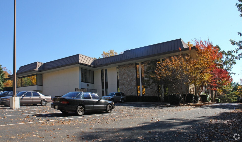 More Photos Of 5040 Snapfinger Woods Dr, Decatur Medical For Lease