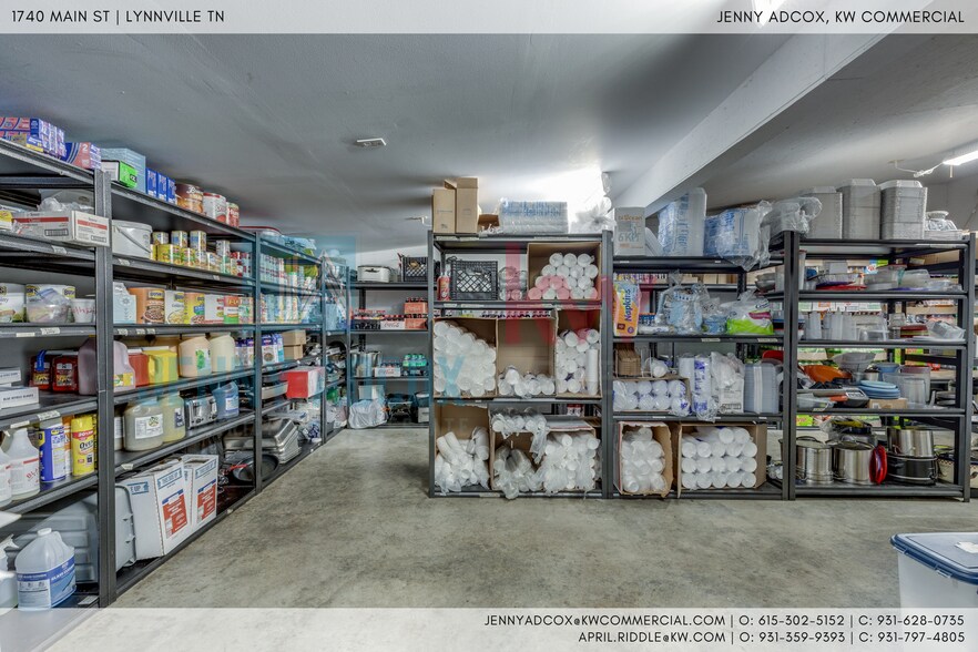 More Photos Of 1740 Main St, Lynnville General Retail For Sale