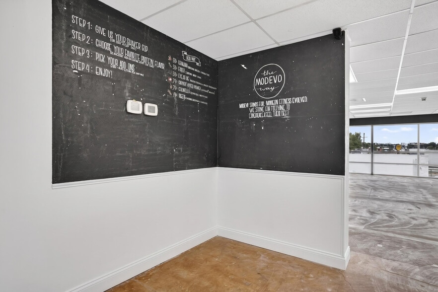 More Photos Of 441 Wadsworth Blvd, Lakewood Medical For Lease