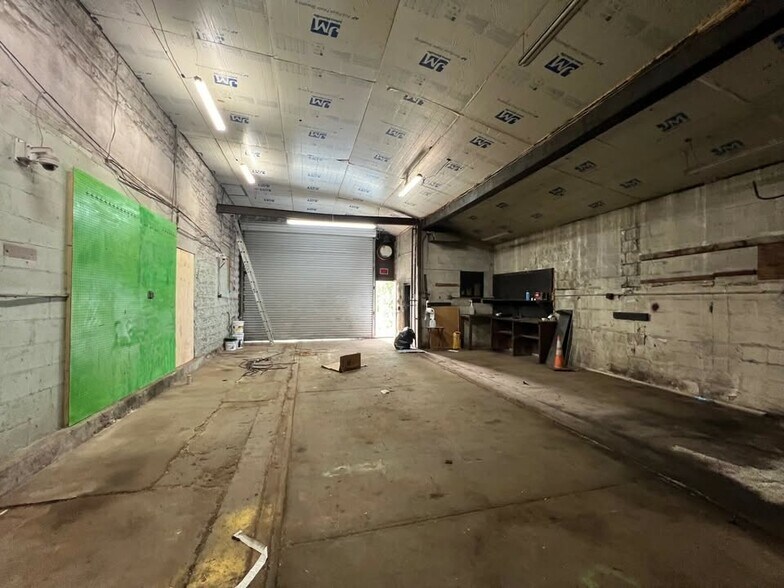 More Photos Of 227 Union Ave, New Windsor Township Contractor Storage Yard For Lease