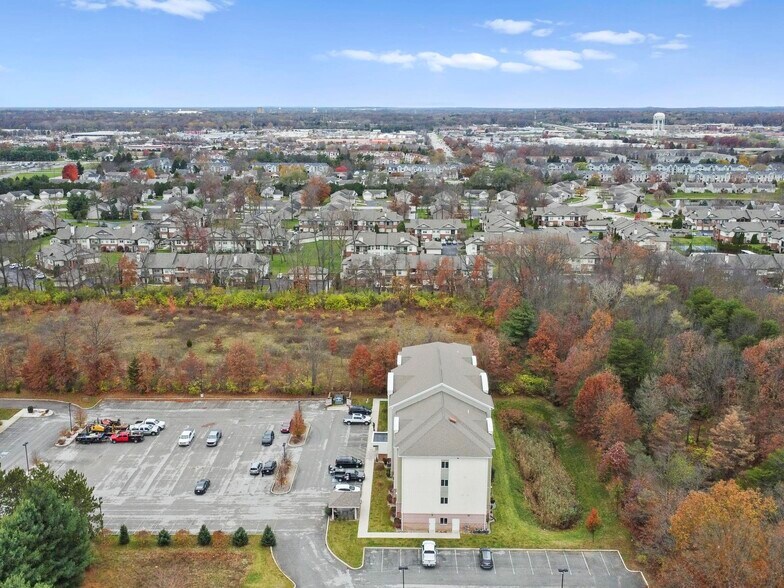 More Photos Of 1220 E Douglas Rd, Granger Hotel For Sale