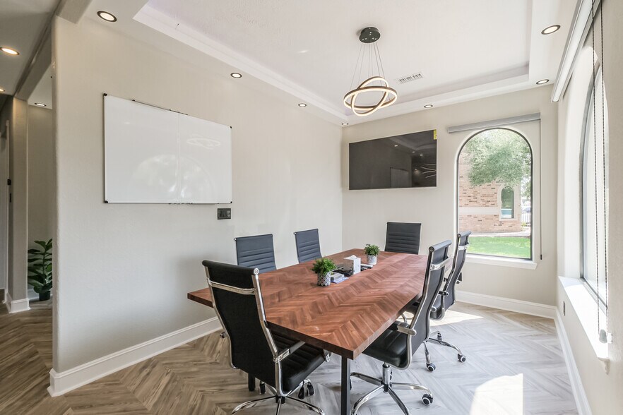 More Photos Of 134 Eldridge Rd, Sugar Land Office Residential For Lease