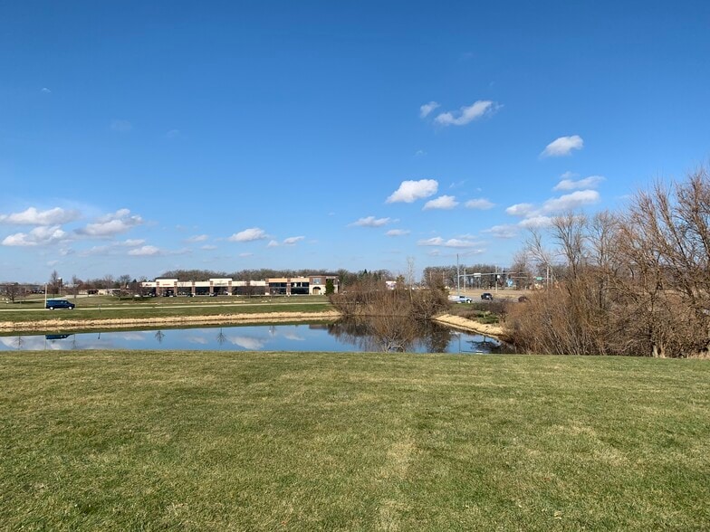 More Photos Of 1 & 2 BOOMBAH Blvd, Yorkville Land For Sale