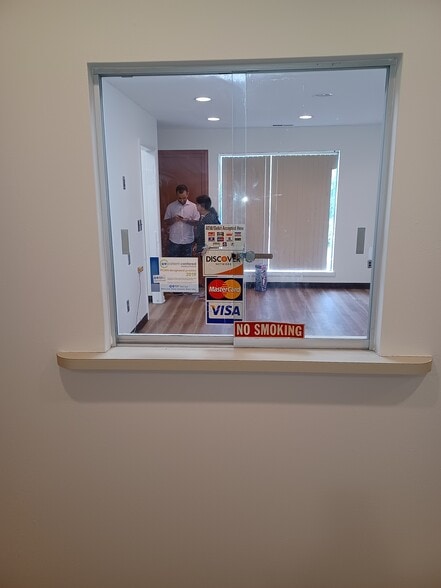 More Photos Of 32905 W 12 Mile Rd, Farmington Hills Medical For Sale