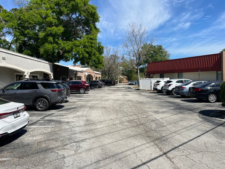 More Photos Of 3956 Sunbeam Rd, Jacksonville Medical For Lease