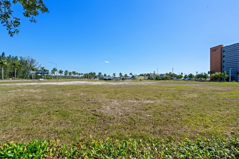 More Photos Of 352xx S Dixie hwy, Florida City Land For Sale