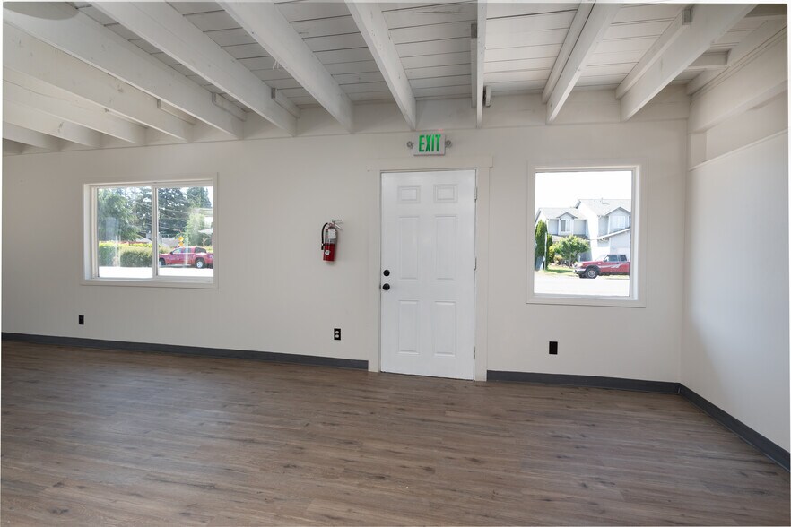 More Photos Of 915 McLean Rd, Mount Vernon Freestanding For Sale