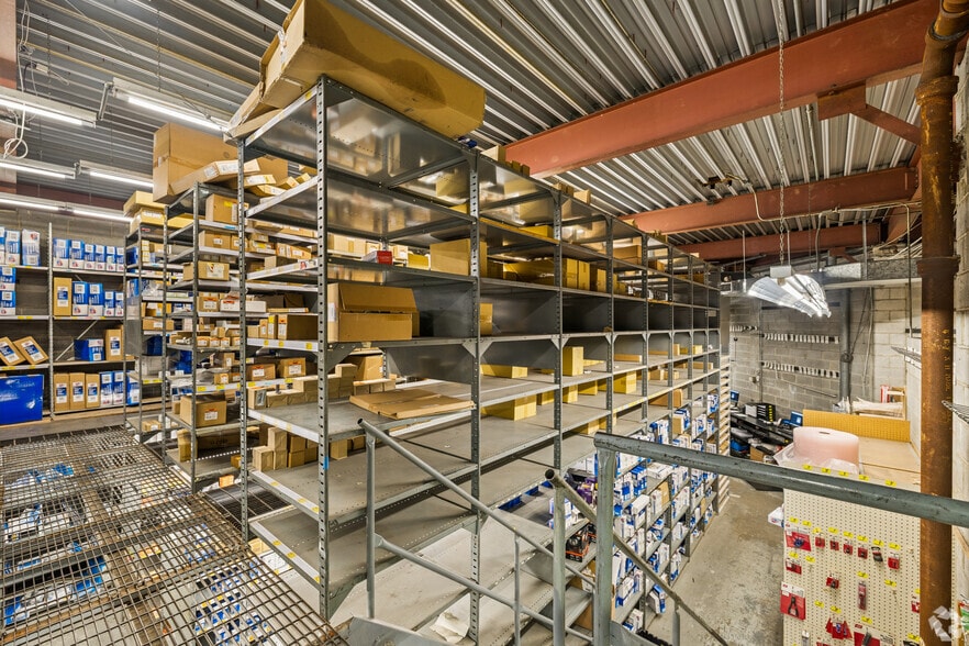 More Photos Of 22 Westmoreland Ave, White Plains Warehouse For Sale