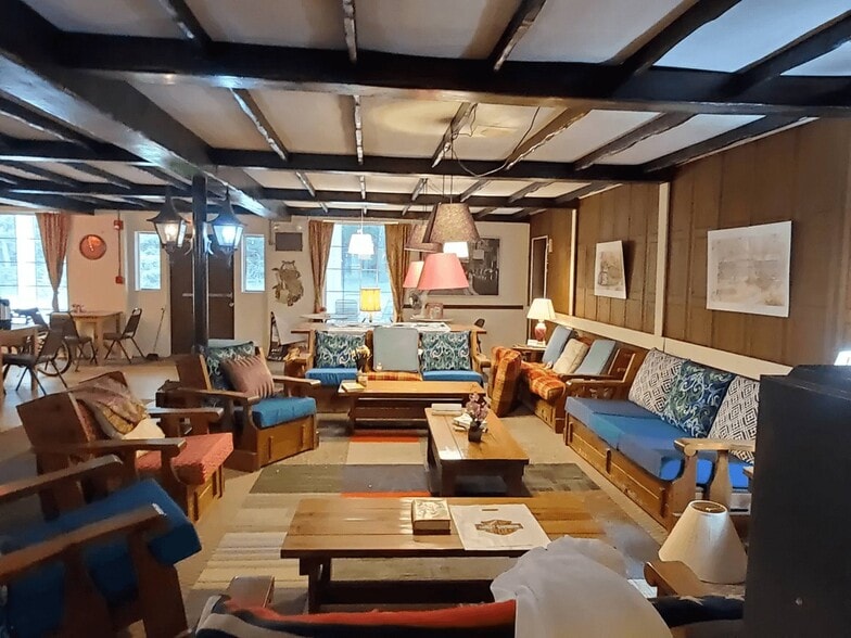 More Photos Of 38 Lehigh Rd, Gouldsboro Hotel For Sale
