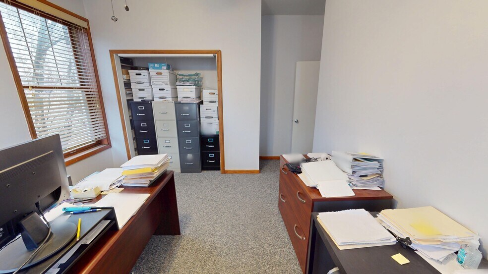 More Photos Of 1368 McCausland Ave, Saint Louis Office For Sale