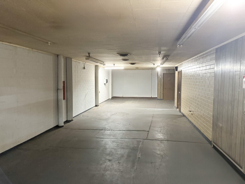 More Photos Of 120 11th St NW, Hickory Warehouse For Sale