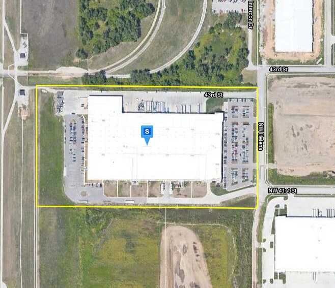 More Photos Of 4110 NW Helena Rd, Riverside Warehouse For Lease