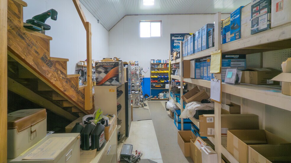 More Photos Of 438 S Main St, Dover Warehouse For Sale