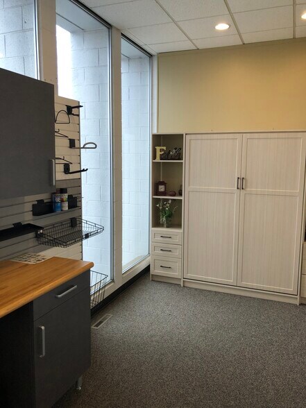 More Photos Of 1254 Scribner Ave NW, Grand Rapids Manufacturing For Sale