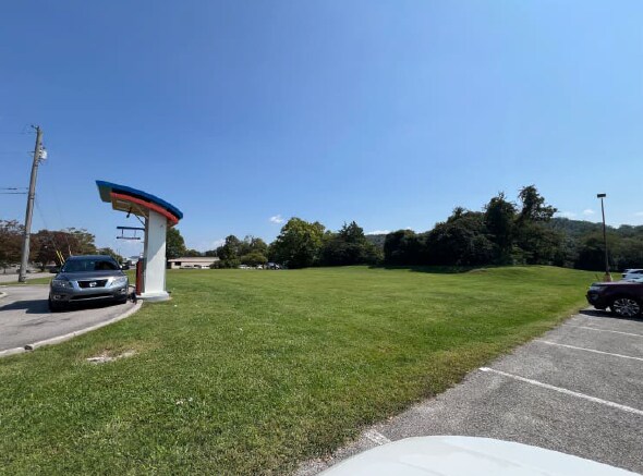 Primary Photo Of 465 Oak Ridge Tpke, Oak Ridge Land For Lease