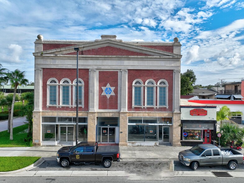 More Photos Of 135 Orange Ave, Daytona Beach Storefront For Sale