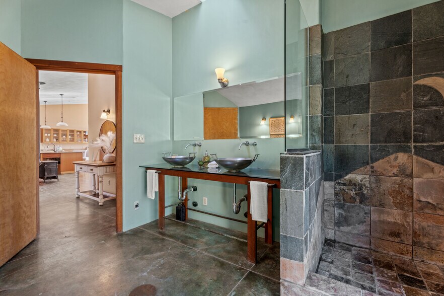 More Photos Of 4300 Young Creek Rd, Ukiah Specialty For Sale