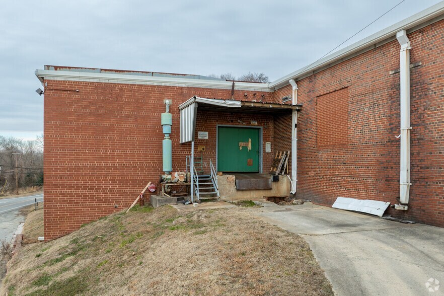 More Photos Of 1746 Carolina Mill Rd, Burlington Industrial For Sale
