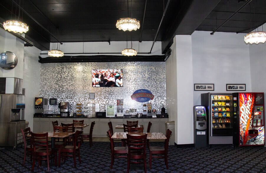 More Photos Of 215 E Walworth Ave, Delavan Hotel For Sale