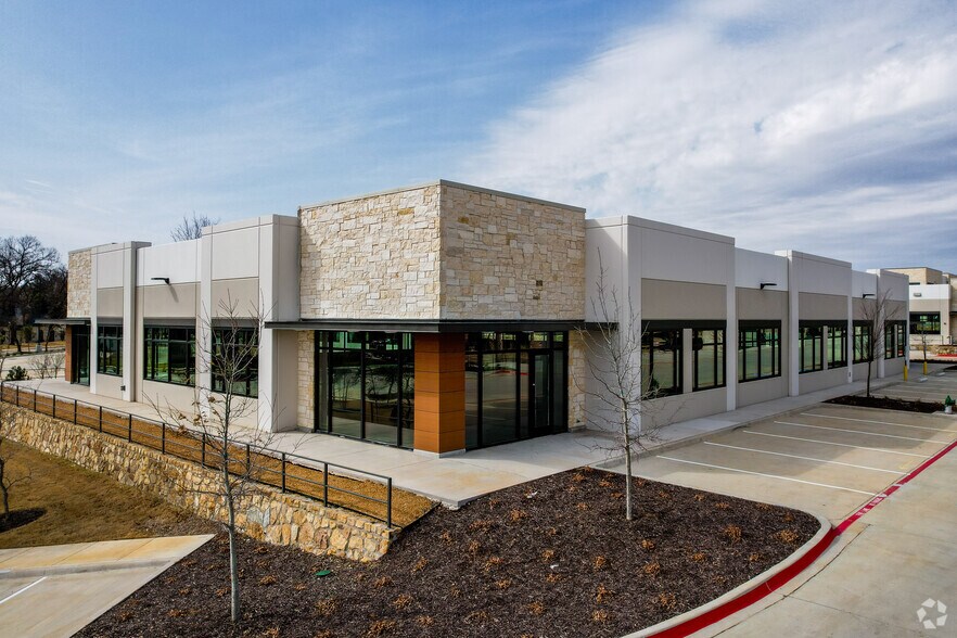 More Photos Of 380 S Nolen Dr, Southlake Office For Lease