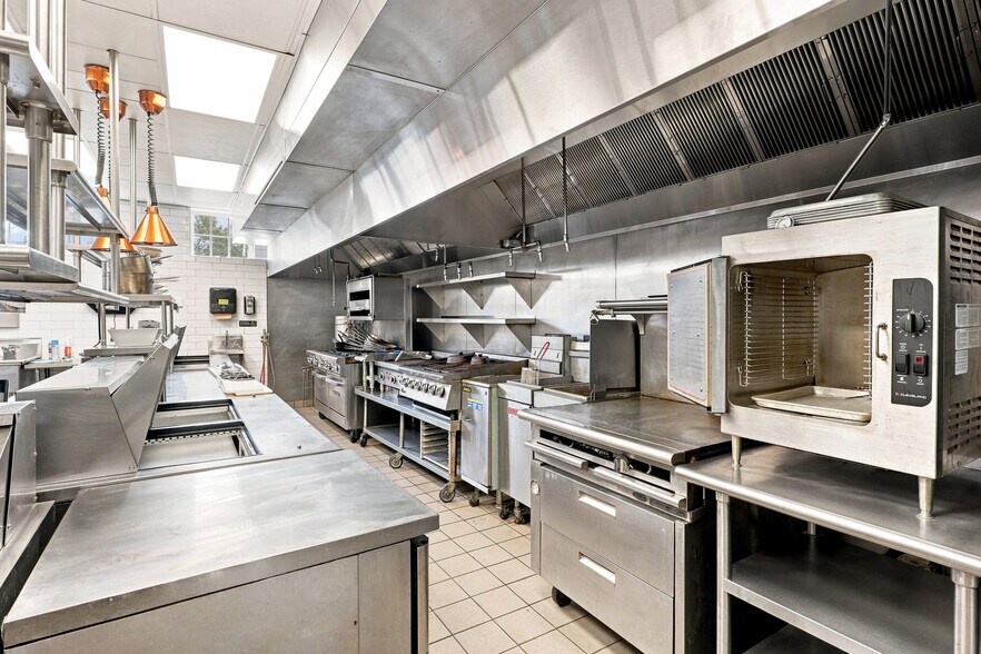 More Photos Of 1-3 Main Street, Le Roy Restaurant For Sale