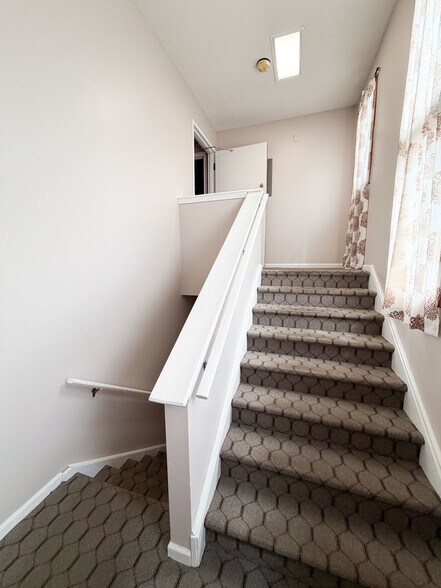 More Photos Of 175 New Britain Ave, Plainville Office Residential For Lease