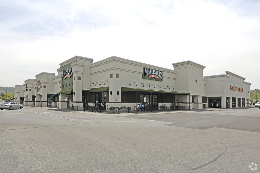 More Photos Of 1919-2009 N Eastman Rd, Kingsport Unknown For Lease