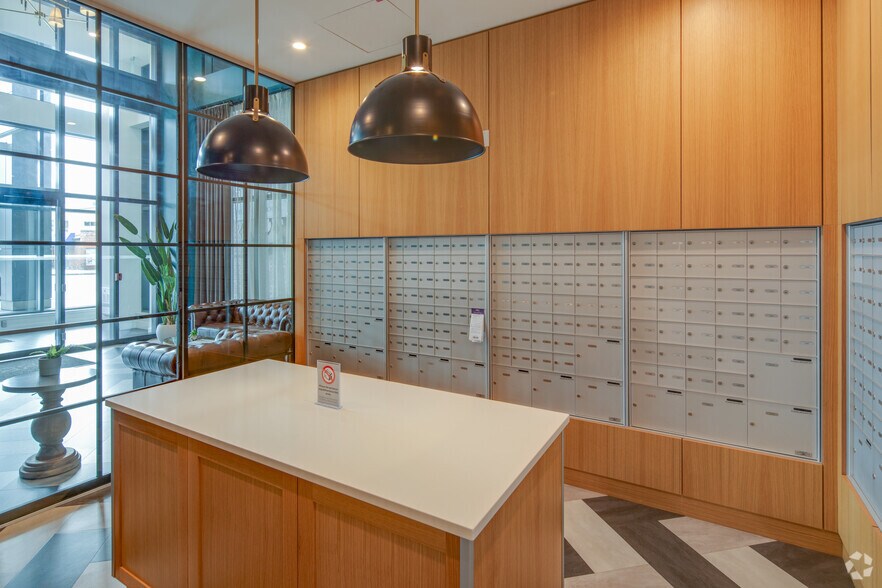 More Photos Of 1700 Blanshard St, Victoria Apartments For Lease