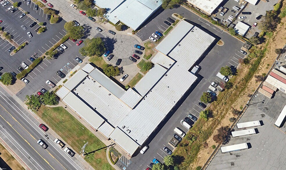 More Photos Of 999 Andersen Dr, San Rafael Warehouse For Lease