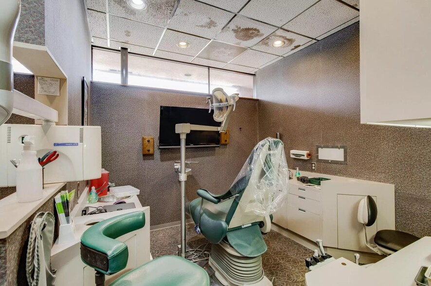 More Photos Of 7111 N Main St, Dayton Medical For Lease