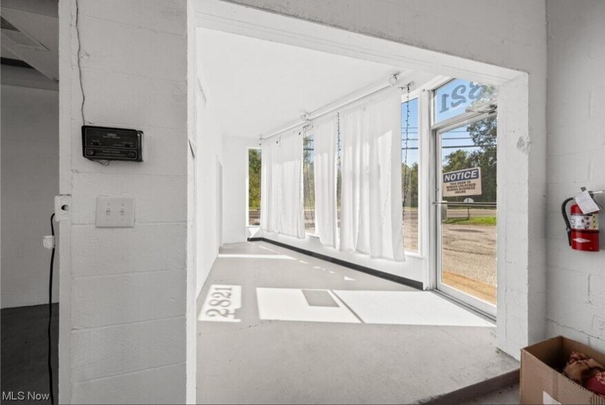 More Photos Of 2821 E Aurora Rd, Twinsburg Freestanding For Sale