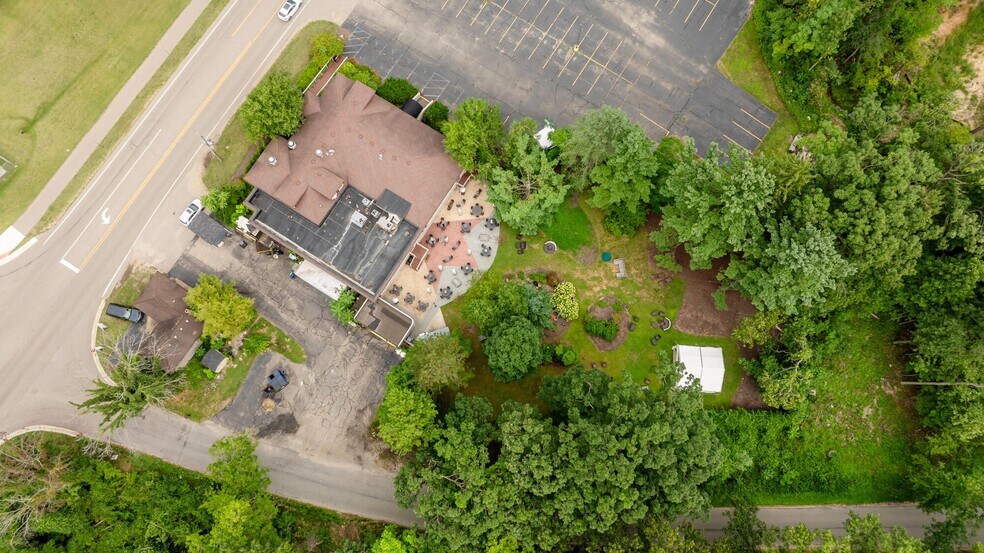 More Photos Of 16409 Red Arrow Hwy, Union Pier General Retail For Sale