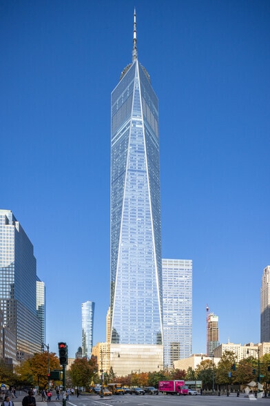 More Photos Of One World Trade Center, New York Coworking Space