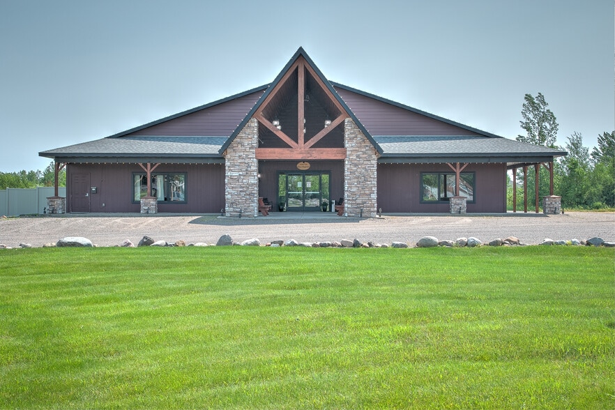 Primary Photo Of 10376 112th Ave, Milaca Freestanding For Sale