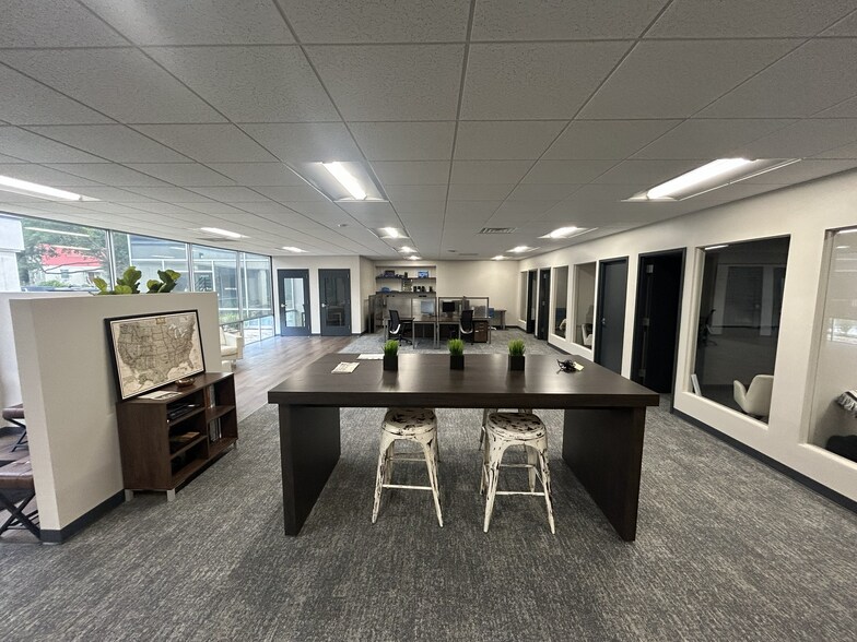 More Photos Of 790 Pershing Rd, Raleigh Office For Lease