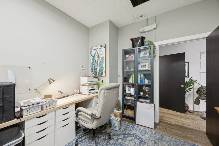 More Photos Of 1637-1643 S 8th St, Fernandina Beach Storefront For Sale