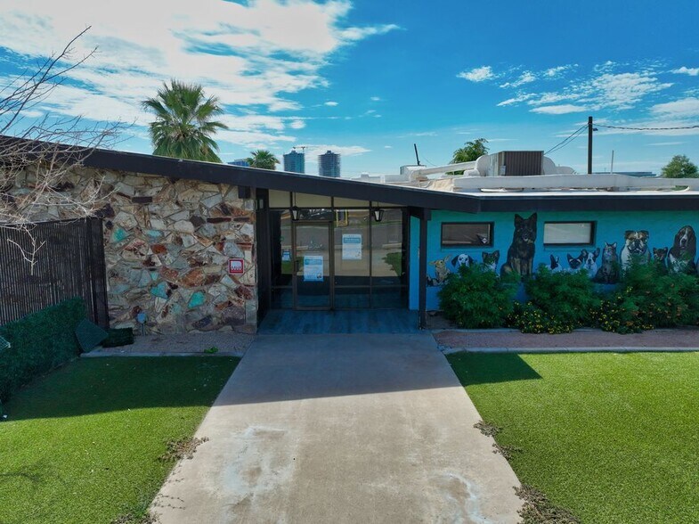 More Photos Of 1211 E Curry Rd, Tempe Contractor Storage Yard For Sale