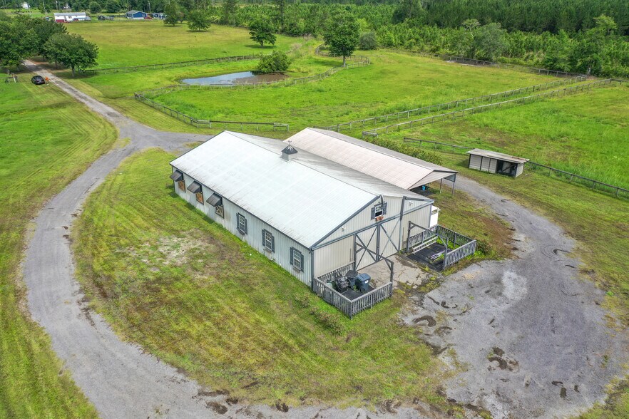 More Photos Of 46700 Middle Rd, Callahan Land For Sale