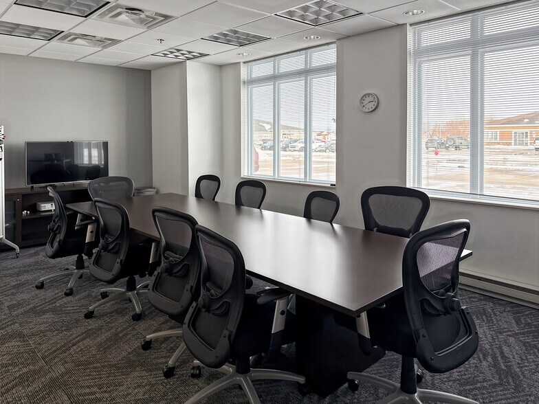 More Photos Of 3523 45th St S, Fargo Coworking Space