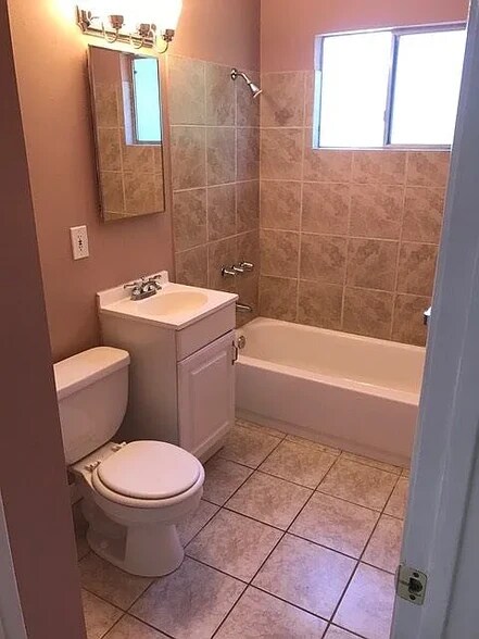 More Photos Of 1100 Weber Way, Sacramento Apartments For Sale