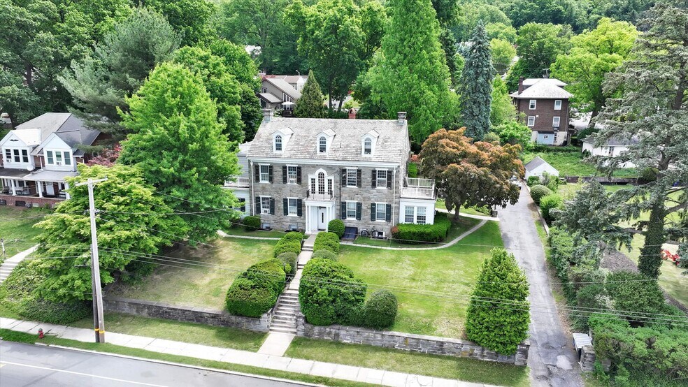 Primary Photo Of 1305 Hampden Blvd, Reading Multifamily For Sale
